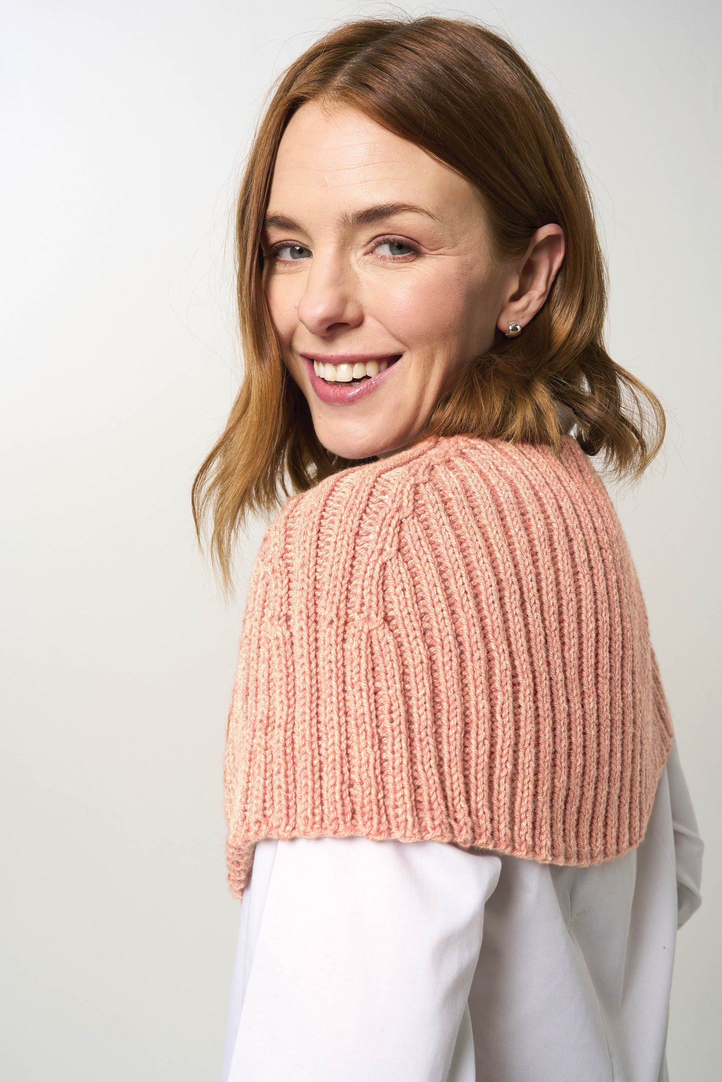Creativa Cotton Wool, Between Seasons, Knitting & Crochet Pattern Book