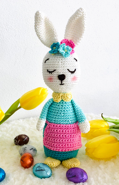 Spring Bunny pattern made with Anchor Creativa Fino