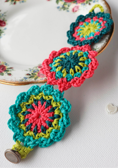 How to Crochet Mini Flower in 2  Crochet Design Patterns  Facebook