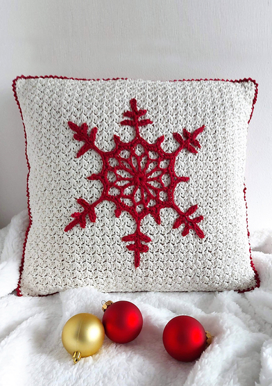 ANC0003-99_Christmas Snowflake Pillow_A4.jpg